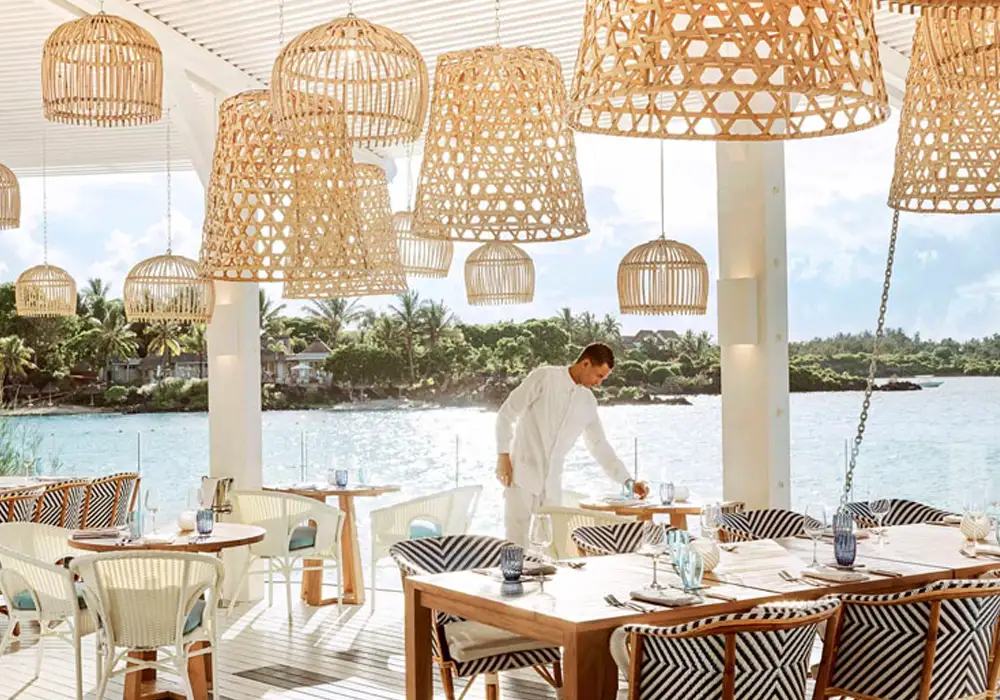 BEST-MAURITIUS-HONEYMOON-PACKAGES-LUX-Grand-Gaube