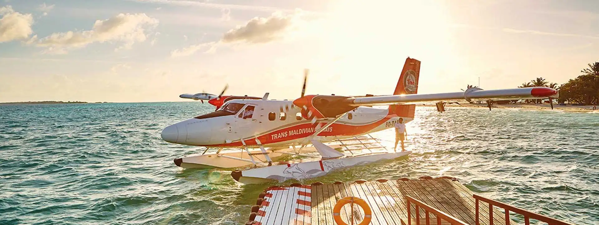 LUX-SOUTH-ARI-ATOLL-Maldives-sea-taxi-plane
